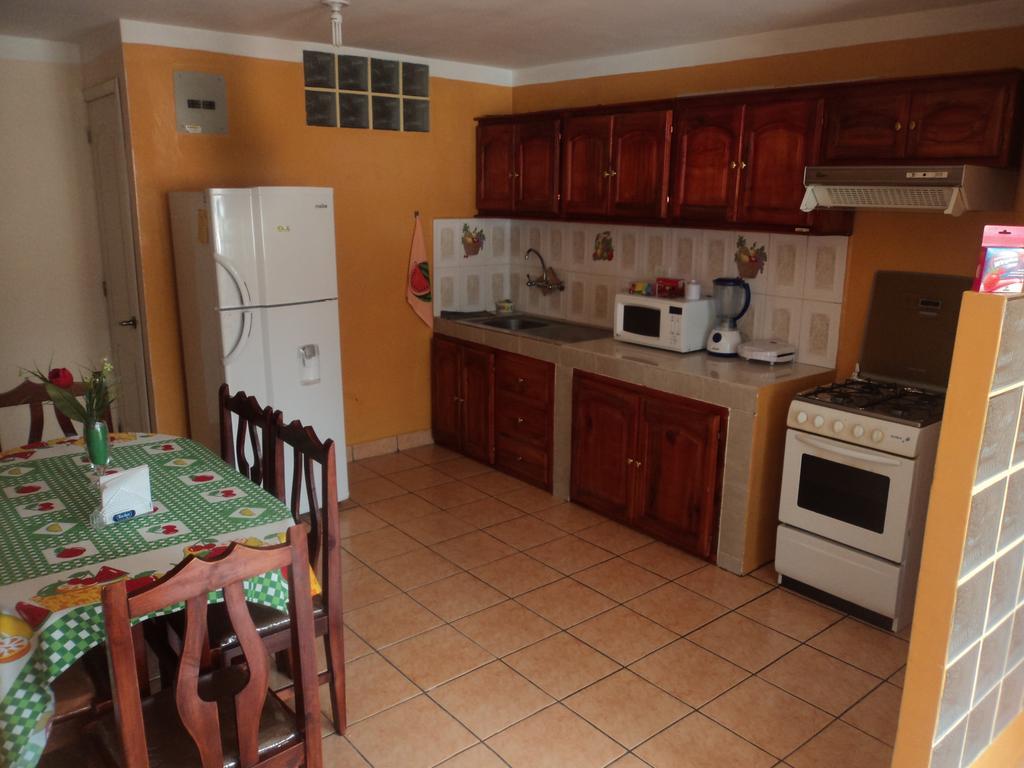 Otavalo Apartamentos Rocsan Δωμάτιο φωτογραφία