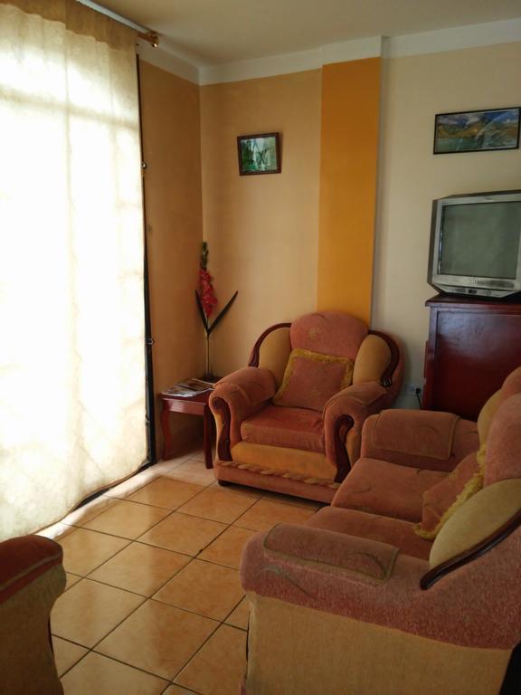 Otavalo Apartamentos Rocsan Εξωτερικό φωτογραφία